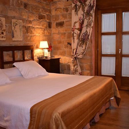 Posada Las Mayas Куинтанар де ла Сиера Екстериор снимка