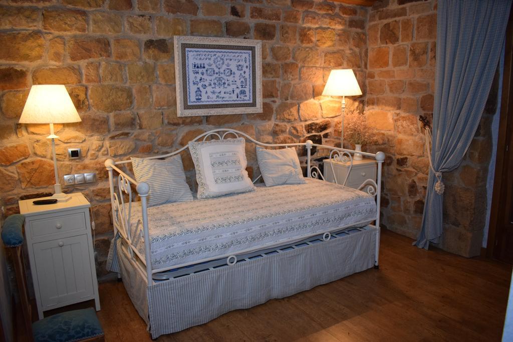 Posada Las Mayas Куинтанар де ла Сиера Екстериор снимка